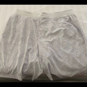 Lululemon T.H.E. Short 9” Linerless